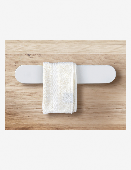 calienta toallas en madera
